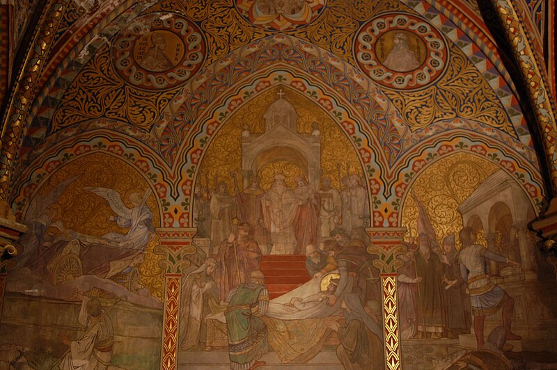 File:Mátyás-templom wall paint.JPG