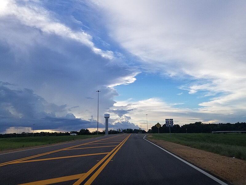 File:MS 389 North of Starkville.jpg