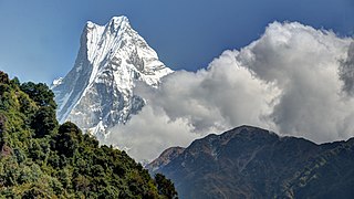 माछापुच्छ्रे हिमाल