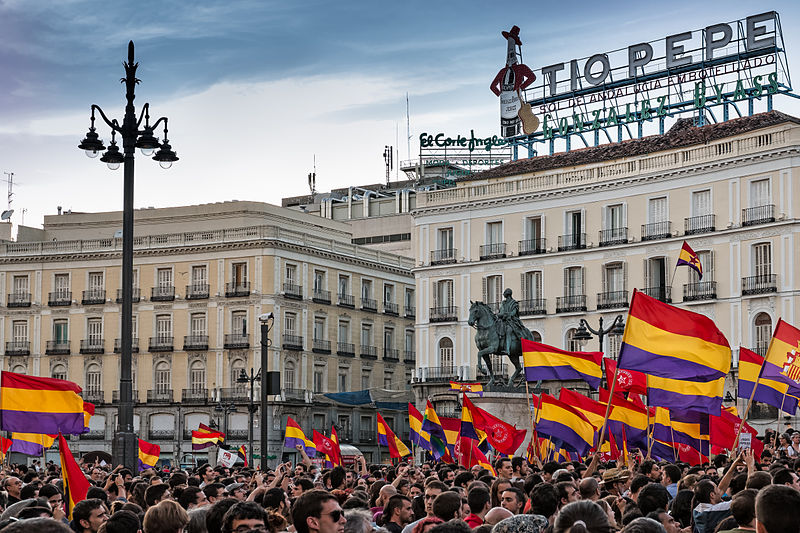 File:Madrid - Manifestación republicana - 140602 210231-2.jpg
