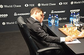 Magnus Carlsen, 2018.jpg