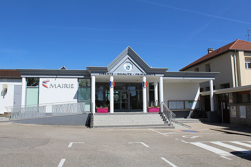 File:Mairie Bourg St Christophe 1.jpg