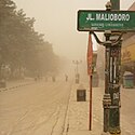 Jalan Malioboro di Yogyakarta (versi lama)