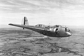 B-10 durante un vuelo de entrenamiento en AB Maxwell