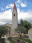 Pfarrkirche St. Vigil mit Friedhofskapelle in Untermais