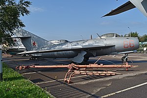 Mikoyan-Gurevich MiG-17 ’66 red’ (38539117452).jpg