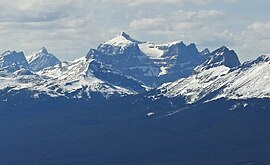 Monarch Mountain je vidět z The Whistlers.jpg