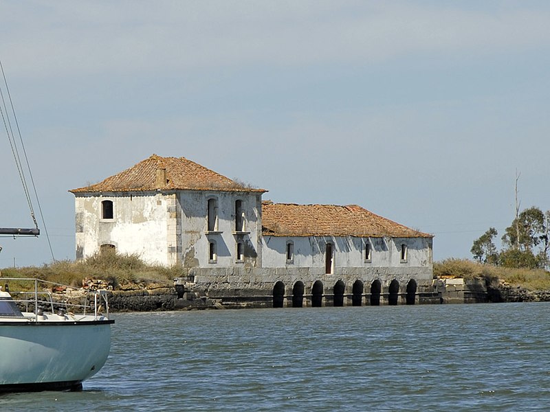 File:Moulin à marée (Ecomusée de Seixal) (1451684284).jpg