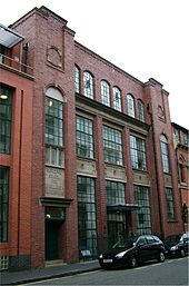 The Municipal School for Jewellers and Silversmiths on Vittoria Street. Municipal school for jewellers and silversmiths - Birmingham - 2005-10-13.jpg