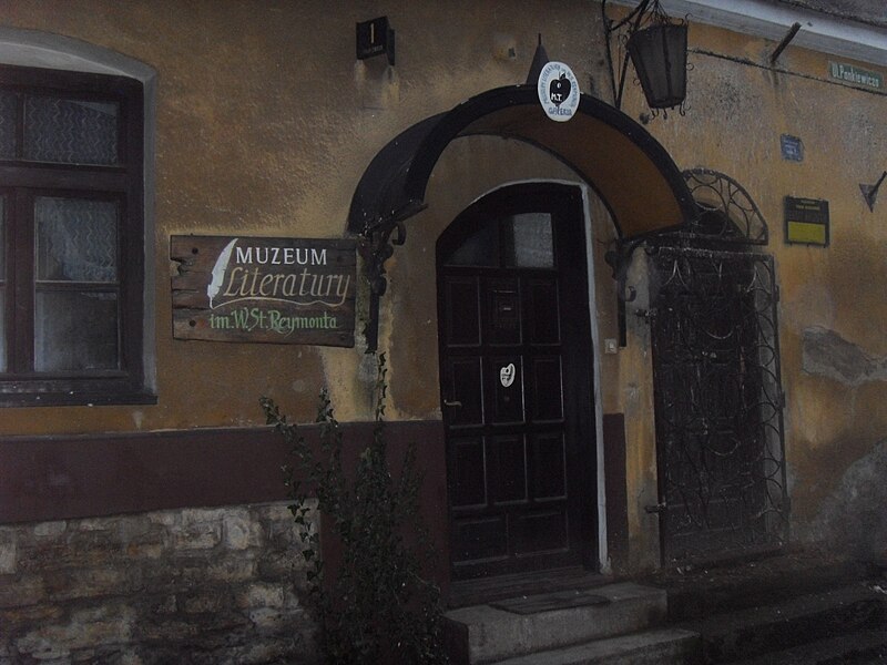 File:Musem of literature in Bielsko-Biała.JPG