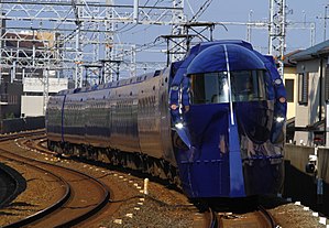 南海50000系電車「空港特急pラピート」 （2017年10月・貝塚 - 二色浜駅間）