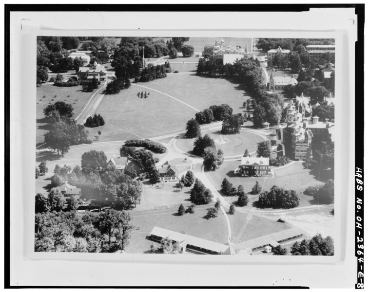 File:National Home for Disabled Volunteer Soldiers, Central Branch, Personnel Quarters, 4100 West Third Street, Dayton, Montgomery County, OH HABS OHIO,57-DAYT,11E-8.tif