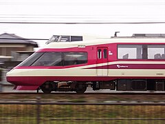 小田急10000形電車 - Wikipedia