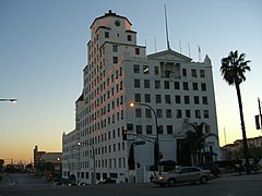 Ocean Center Binası, Long Beach, CA.jpg