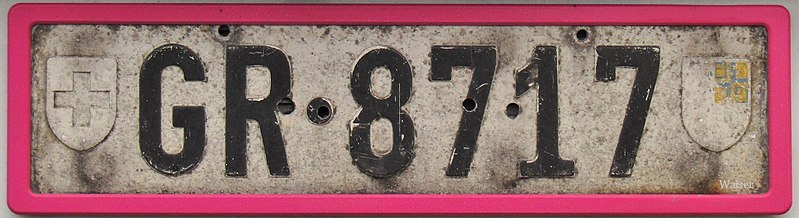 File:Old-style Swiss license plate Graubünden.jpg