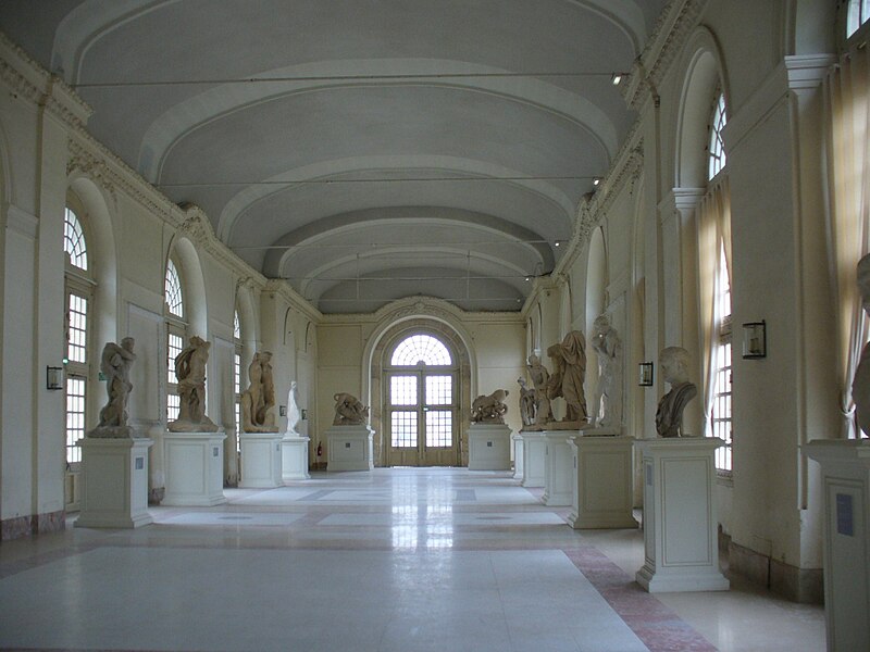 File:Orangerie sceaux.jpg