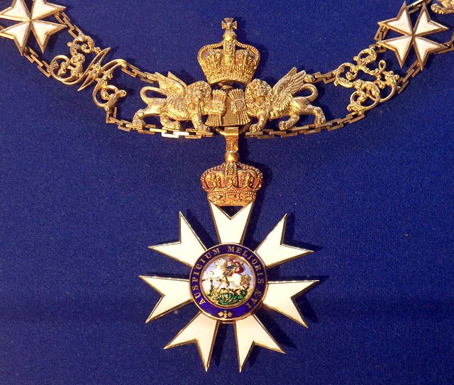 Collar and badge of the Grand Cross