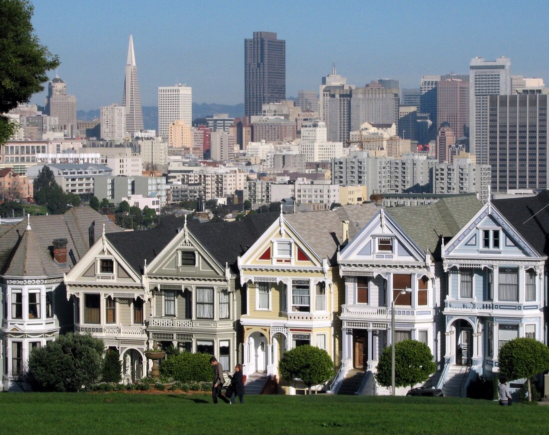 File:Painted Ladies (cropped).jpg