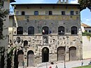 Arezzo: Geschichte, Universität, Wappen