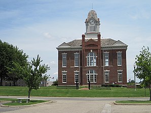 Greene County Courthouse in Paragould (2011). Das 1887 fertiggestellte Verwaltungs- und Gerichtsgebäude (Courthouse) des County ist seit August 1976 im National Register of Historic Places eingetragen.[1]