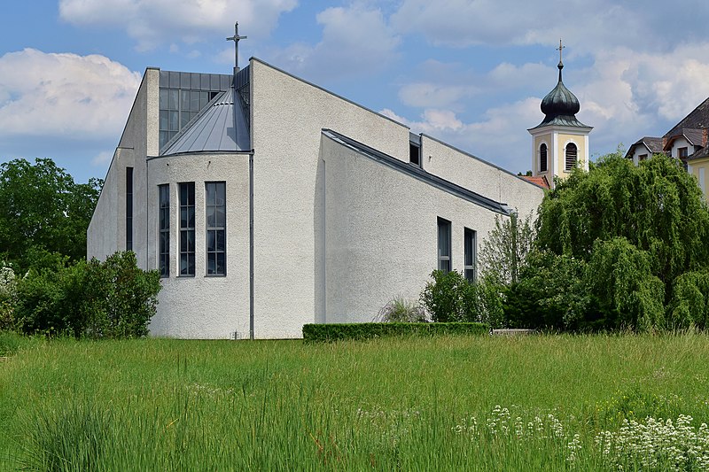 File:Paudorf - Pfarrkirche hl Altmann - 1.jpg