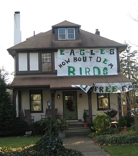 File:Philadelphia Eagles banner on house.jpg