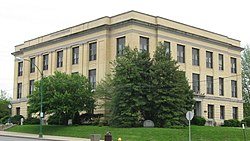 Pike County Courthouse in Petersburg from west.jpg