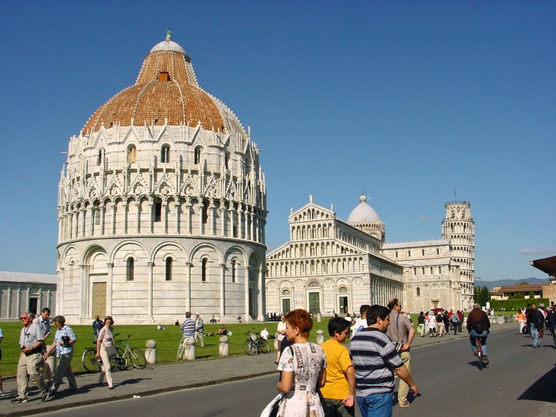 File:Pisa, Baptisterium-Cathedral-Leaning Tower - panoramio.jpg