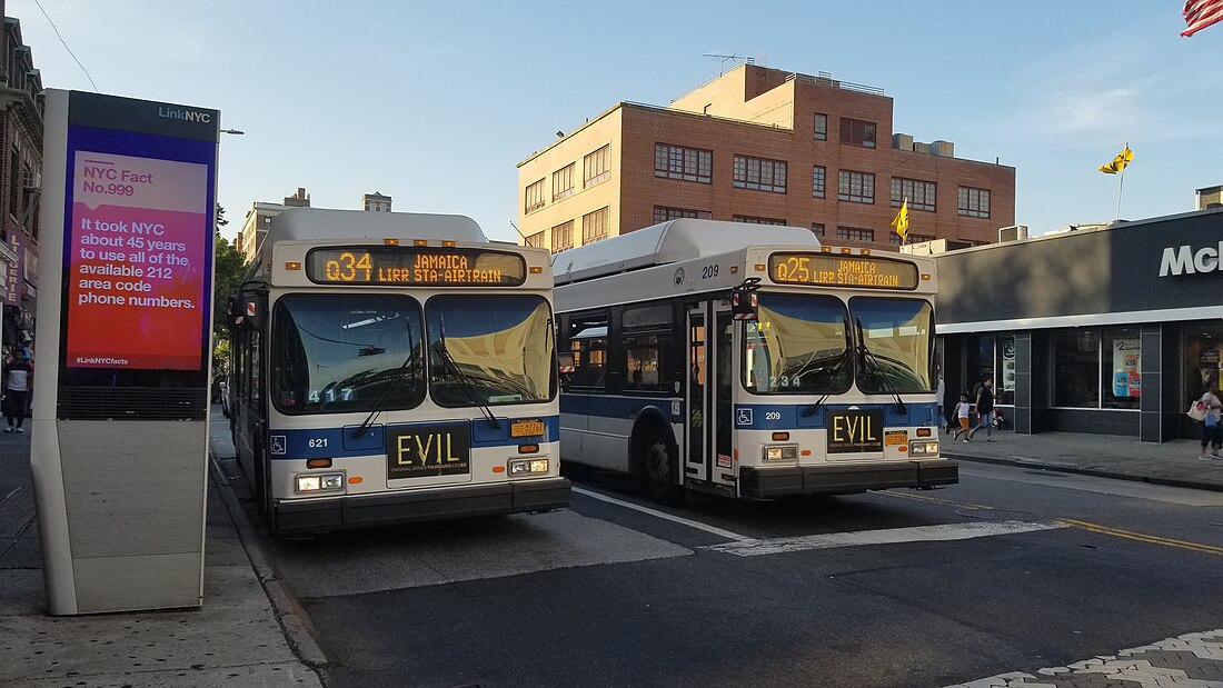 Q25 and Q34 buses