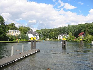 Rüdersdorfer Kalksee at the Woltersdorf lock.jpg