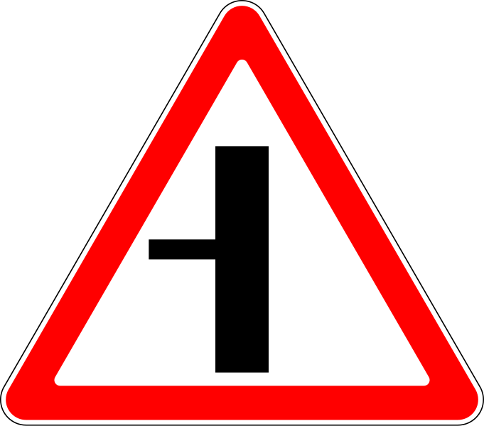 File:RU road sign 2.3.3.svg