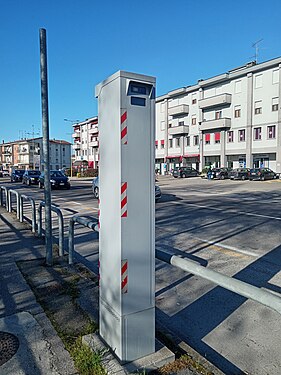 Red light camera in San Prospero