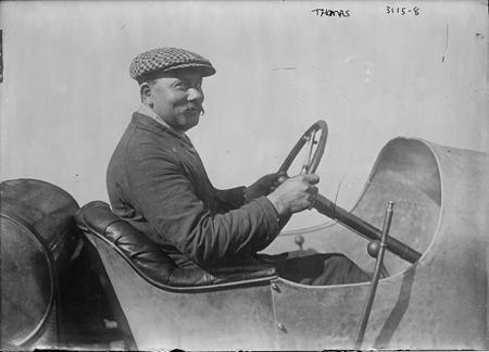 René Thomas at 1914 Indy 500.jpg