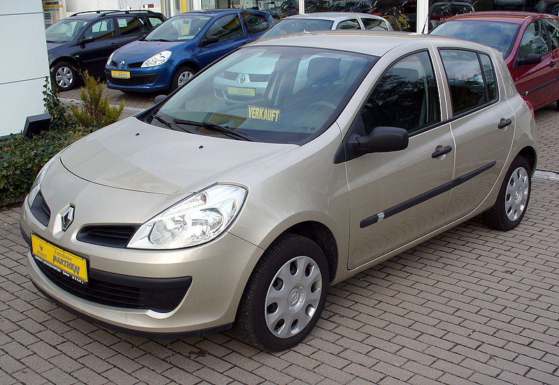 File:Renault Clio III Phase I Fünftürer.JPG