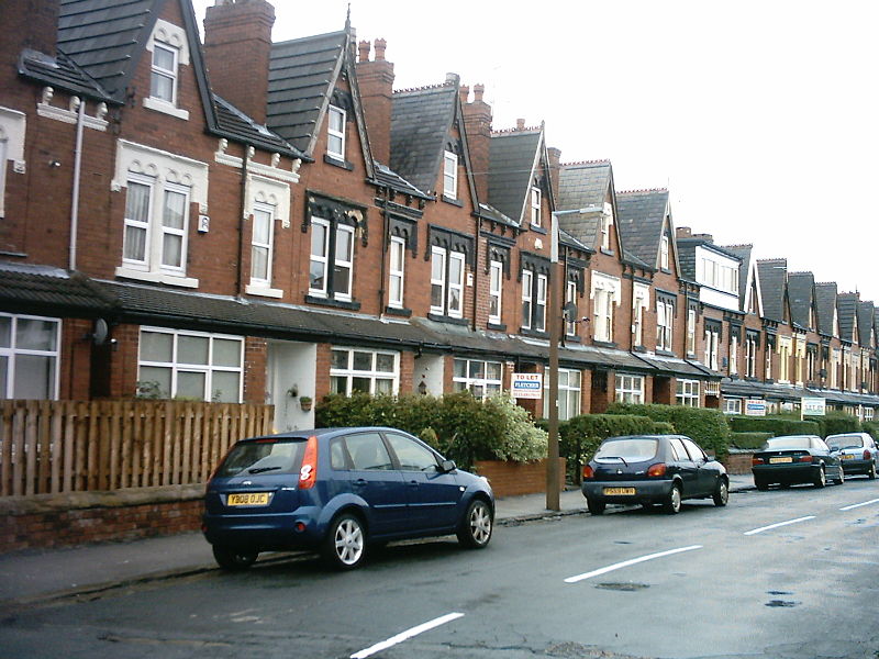 File:Roundhayhousing.jpg