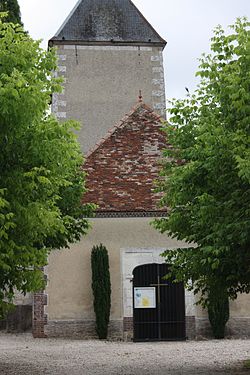 Saint-Mesmin - Eglise Saint-Pierre-aux-Liens 1.jpg