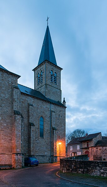 File:Saint Martial church in Naussac (2).jpg