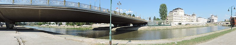 File:Skopje 2015 01.JPG