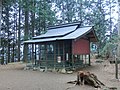 山頂に位置する青渭神社