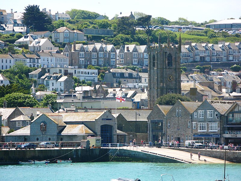 File:St Ives Lifeboat Station viewed across the harbour.jpg