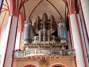 Stendal Dom Orgel 2011-09-17.jpg