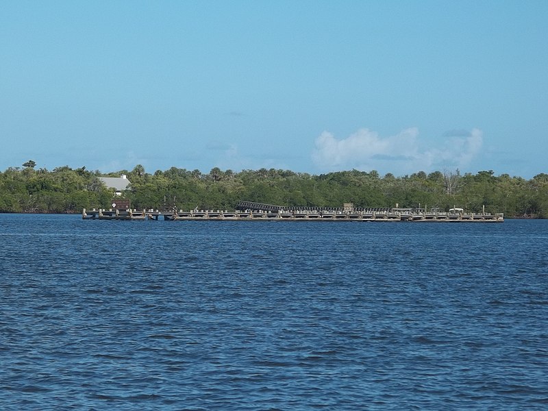 File:Stuart FL St. Lucie Inlet Preserve State Park03.jpg