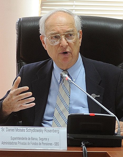 File:Superintendente de banca y seguros en comisión parlamentaria (6875107532).jpg