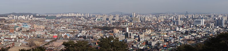 File:Suwon cityscape.jpg