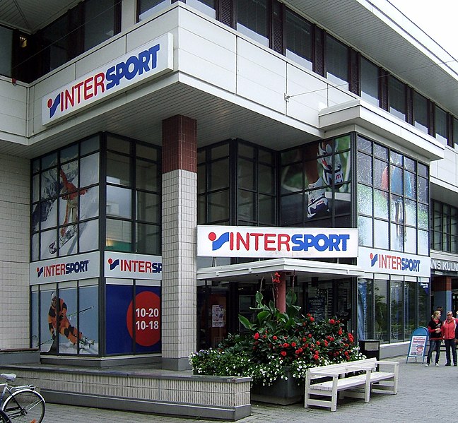 File:Tapiolan Intersport.jpg