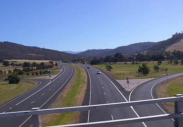 The Tasman Highway at Cambridge