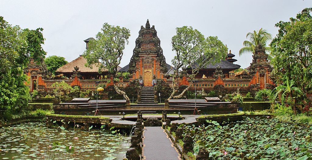 Temple in Downtown Ubud Indonesia Bali - panoramio