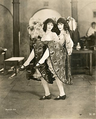 <i>The Beauty Shop</i> (film) 1922 film by Edward Dillon