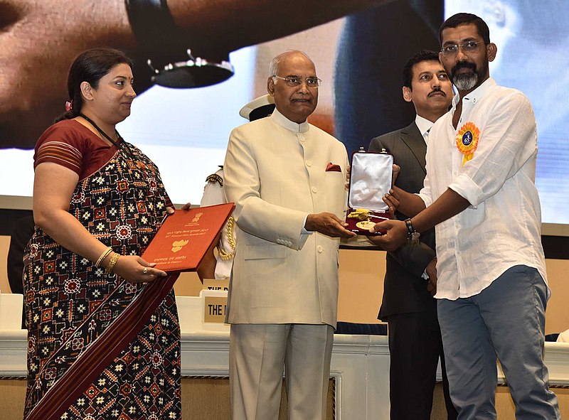 File:The President, Shri Ram Nath Kovind presenting the Swarna Kamal Award to Nagraj Manjule (Best Direction) for the Non-feature film – PAVASACHA NIBANDHA, at the 65th National Film Awards Function, in New Delhi.JPG