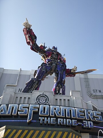 A statue of Optimus Prime at Universal Studios Florida